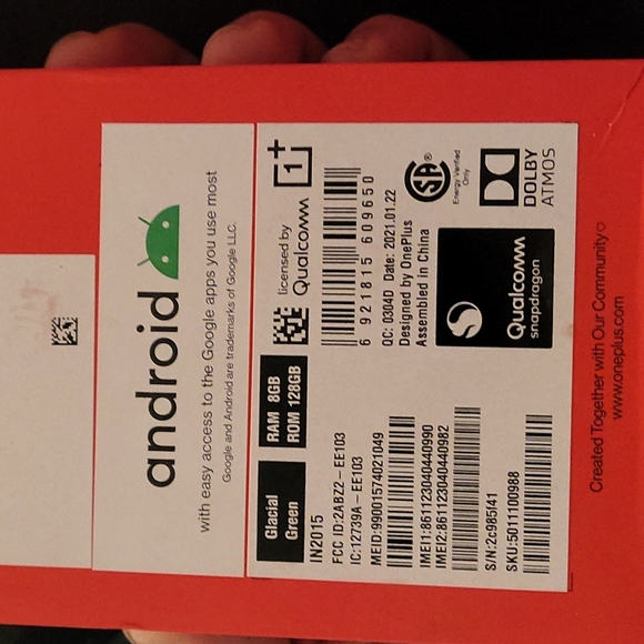 One plus 8 pro - Picture 3 of 3